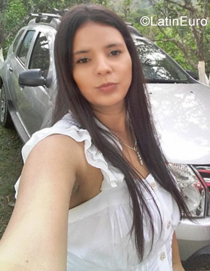 Date this charming Colombia girl Marly from Bucaramanga CO21612