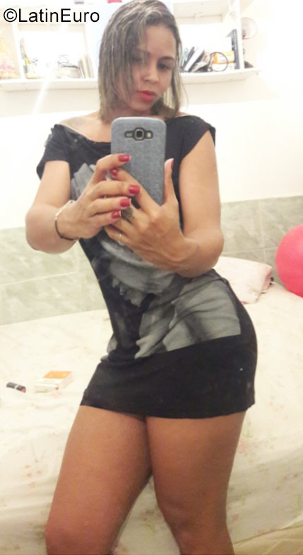 Date this hot Brazil girl Priscila from Rio De Janeiro BR10138
