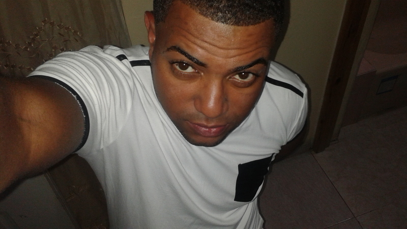 Date this tall Dominican Republic man Harold from Santo Domingo DO29380