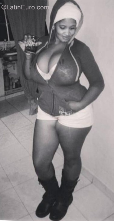 Date this passionate Dominican Republic girl Ana from Santo Domingo DO29383