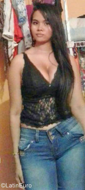 Date this fun Colombia girl Andrea from Barranquilla CO21901