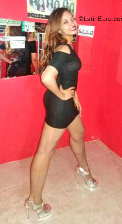 Date this charming Dominican Republic girl Katty from Santo Domingo DO29598