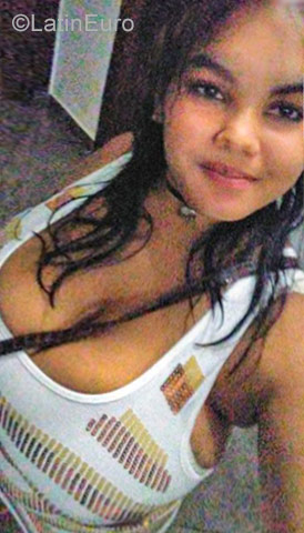 Date this stunning Dominican Republic girl Marian from Santiago DO29619