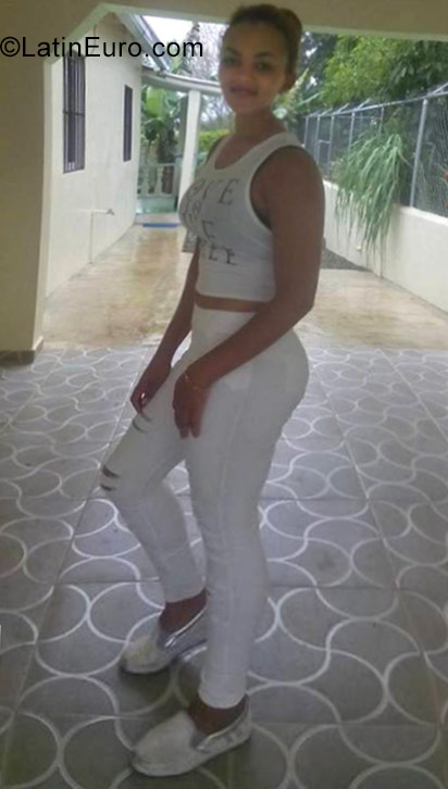 Date this passionate Dominican Republic girl Channy from La Vega DO29640
