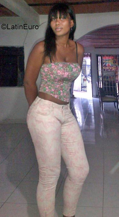 Date this funny Colombia girl Ana maria from Cali Valle CO22065