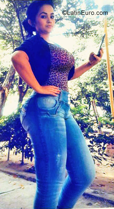 Date this passionate Colombia girl Dani from Medellin CO22117