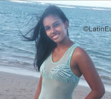 Date this voluptuous Dominican Republic girl Karen from Puerto Plata DO30110
