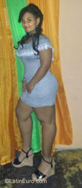 Date this passionate Dominican Republic girl Anelis from Santiago DO30280