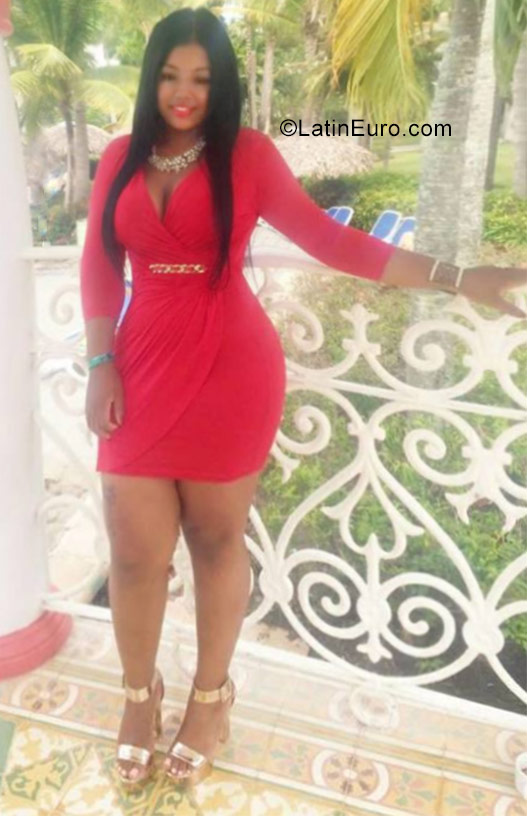 Date this beautiful Dominican Republic girl Pretty from Santiago DO30320