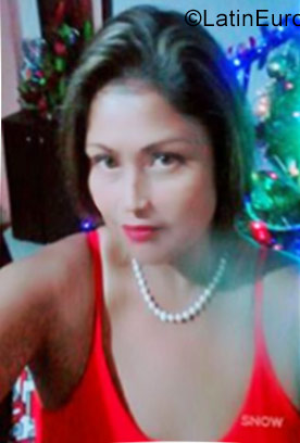 Date this hard body Colombia girl Olga from Ibague CO22409
