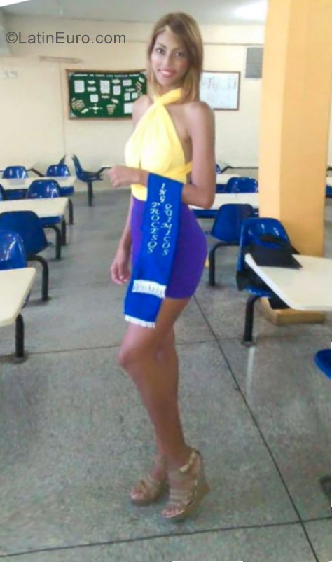 Date this tall Venezuela girl Lasanie from Caracas VE993