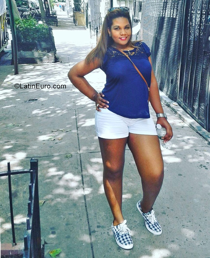 Date this cute Dominican Republic girl Ruth from San cristobal DO30748