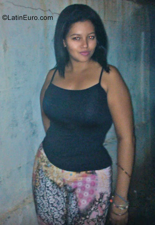 Date this passionate Venezuela girl Carolina from Maracaibo VE1170
