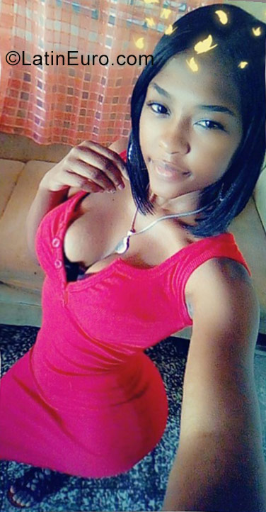 Date this tall Dominican Republic girl Yovanna from Santo Domingo DO31022