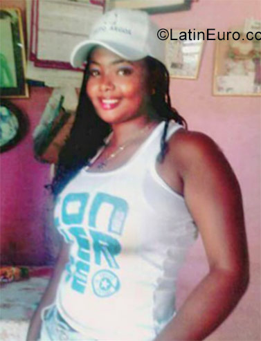 Date this tall Colombia girl Camila from Cartagena CO23116