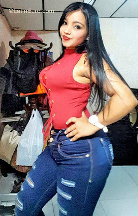 Date this hot Colombia girl Stef from Barranquilla CO23336