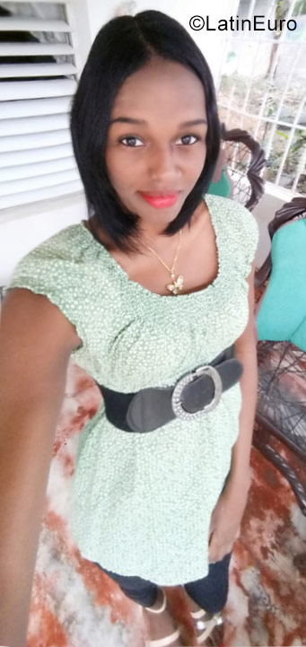 Date this good-looking Dominican Republic girl Massiel from Santo Domingo DO31568