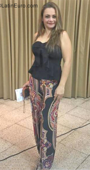 Date this young Honduras girl Lourdes from San Pedro Sula HN2655