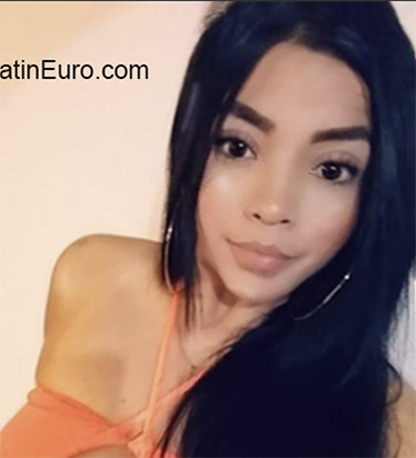 Date this georgeous Colombia girl Maria from Cali CO32126
