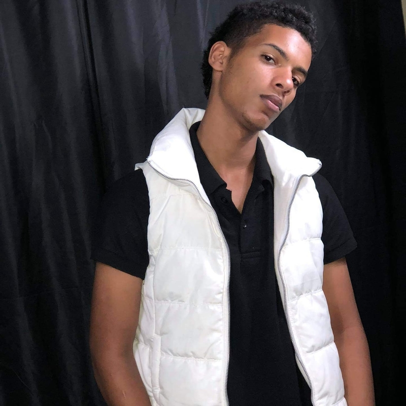 Date this athletic Dominican Republic man Charlie from Santo Domingo DO38370