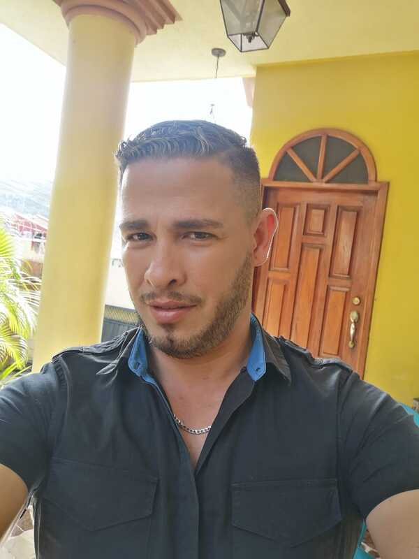 Date this sultry Honduras man Waily mairena from Tegucigalpa HN2929