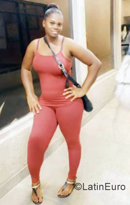 Date this charming Jamaica girl Simone from Montego Bay JM2717