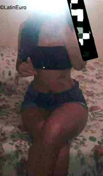 Date this sensual Paraguay girl Noemi from Asuncion PY71