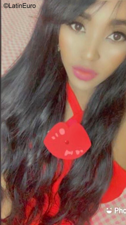 Date this charming Dominican Republic girl Monica from Santo Domingo DO40888