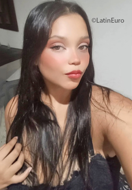 Date this attractive Colombia girl Angie from Barranquilla CO31841
