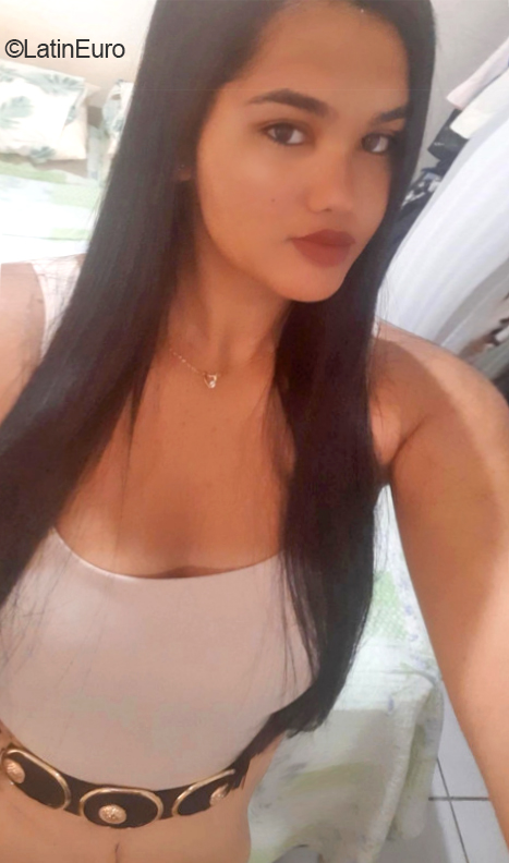 Date this cute Brazil girl Anna from Recife BR12017