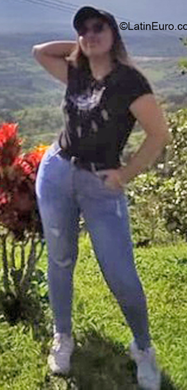 Date this young Colombia girl Ana Maria from Medellin CO32045