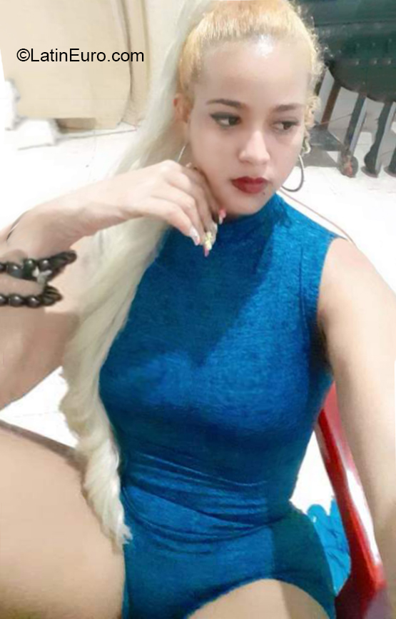 Date this hot Dominican Republic girl La chory from Santo Domingo DO41066
