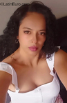 delightful Colombia girl Isabella patio from Bogota CO32131