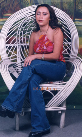 Date this foxy Honduras girl Ada from San Pedro Sula N3702