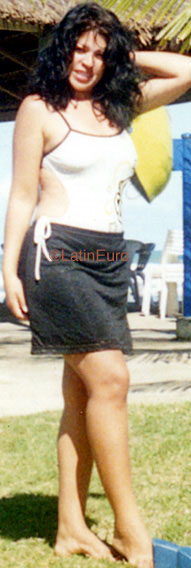 Date this delightful Brazil girl Maria from UMUARAMA B9235