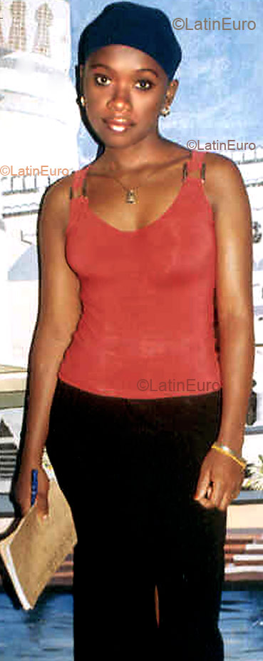 Date this attractive Any Country girl Jojo from  A9565