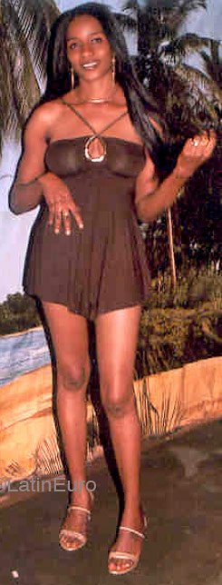 Date this passionate Any Country girl Aicha from  A9681