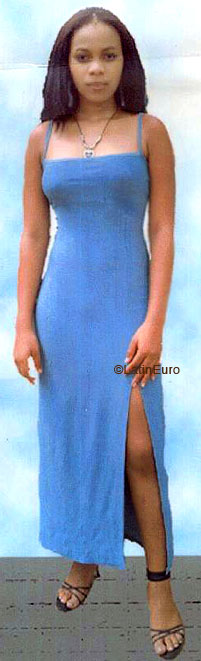 Date this lovely Cameroon girl Rosine from Douala A9829