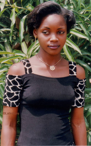 Date this cute Any Country girl Felicia from  A9900