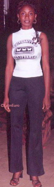 Date this attractive Guinea girl Oumie from  A9917