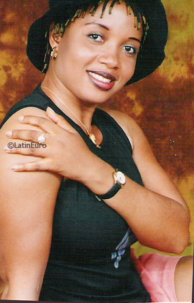 Date this sensual Ivory Coast girl Ama from  A9923