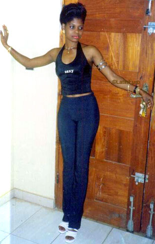 Date this funny Togo girl Ajavontina from  A9941