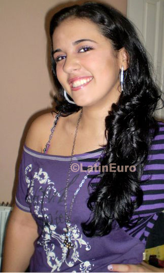 Date this happy Brazil girl Maira from Quixada B-116