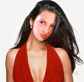 Date this georgeous Brazil girl Camila from Natal B-168