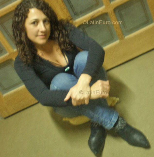 Date this athletic Brazil girl Rosimeri from Tubaraoa BR4046