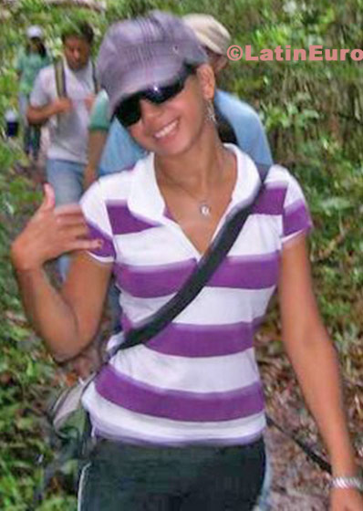 Date this foxy Brazil girl Clecia from Natal B-35