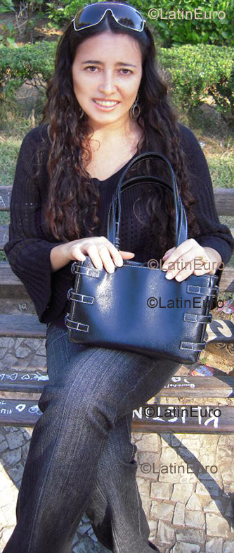 Date this pretty Brazil girl Monica from Uba B1021