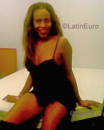 Date this hot Brazil girl Cristina from Goiania B1029