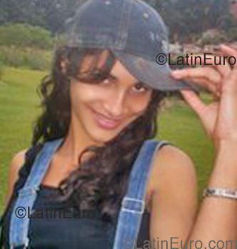 Date this sultry Brazil girl Aline from Itapevi B1088