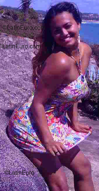 Date this nice looking Brazil girl Gleise from Jaboatao dos Guararapes B1091